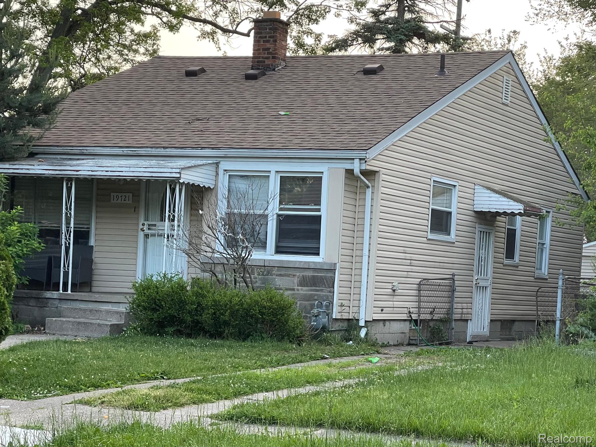 19721 TRINITY ST 