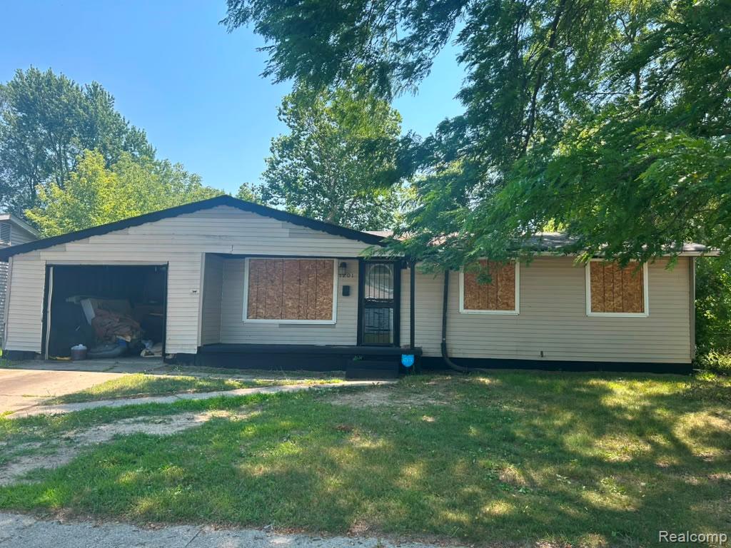 1201 Oleander Drive