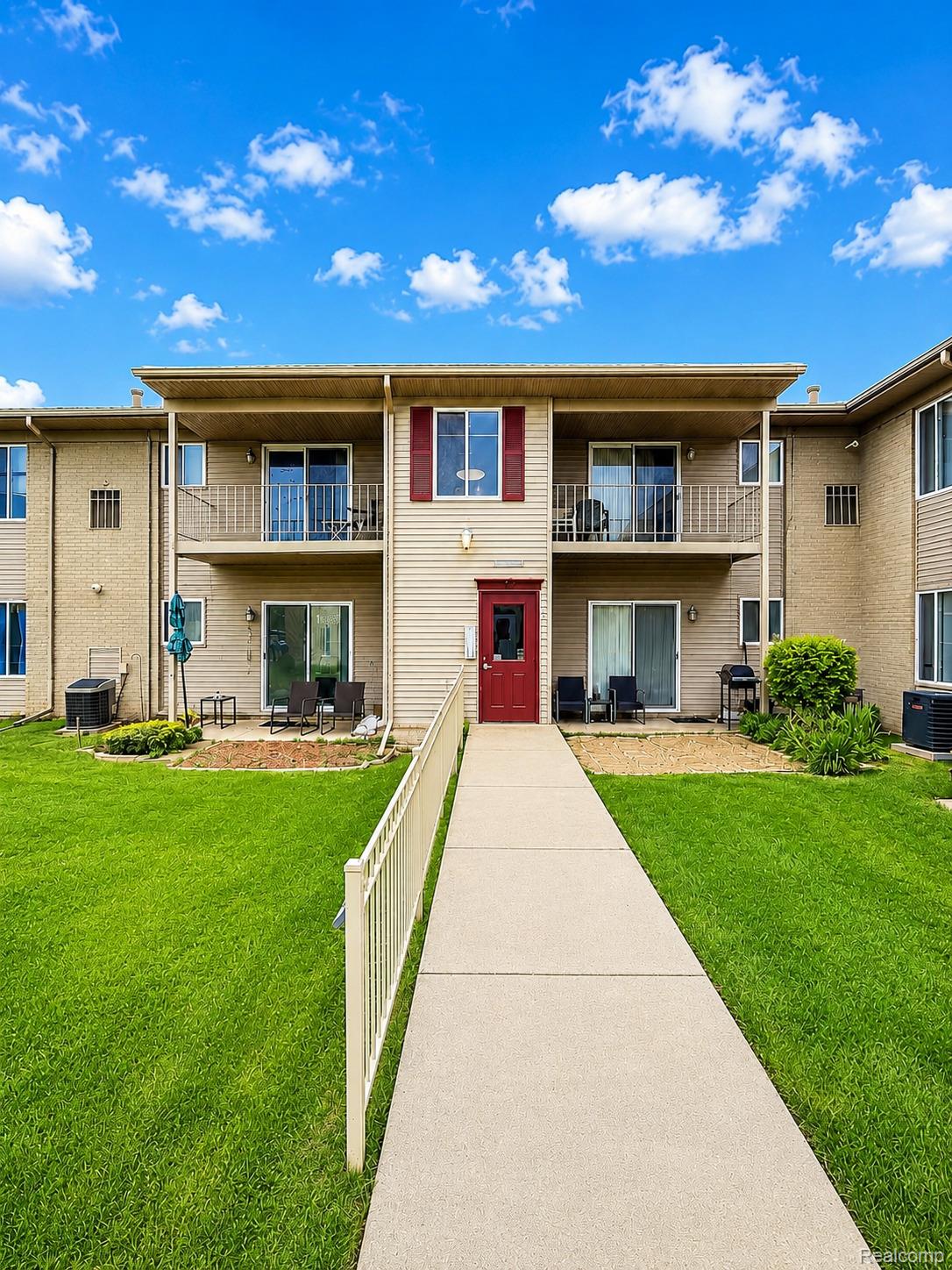 10077 Allen Pointe Drive