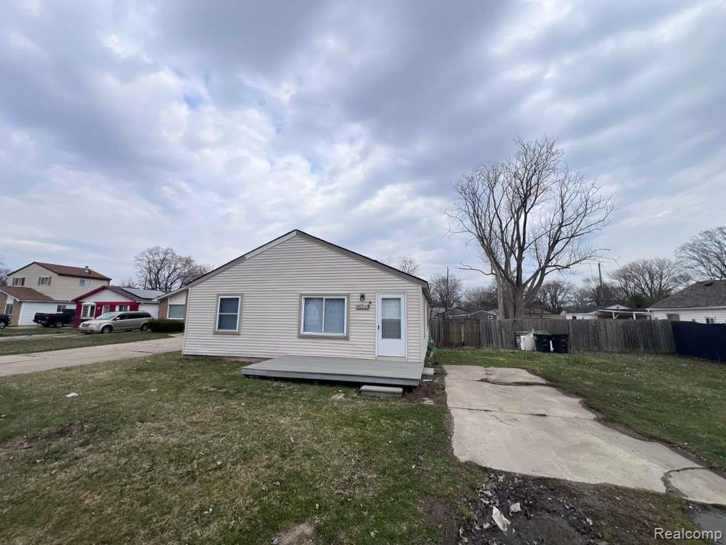 15163 Beech Daly Road